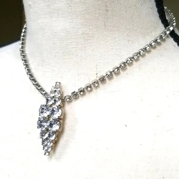 Vintage Rhinestone Brooch & Necklace Assemblage - Picture 13 of 13